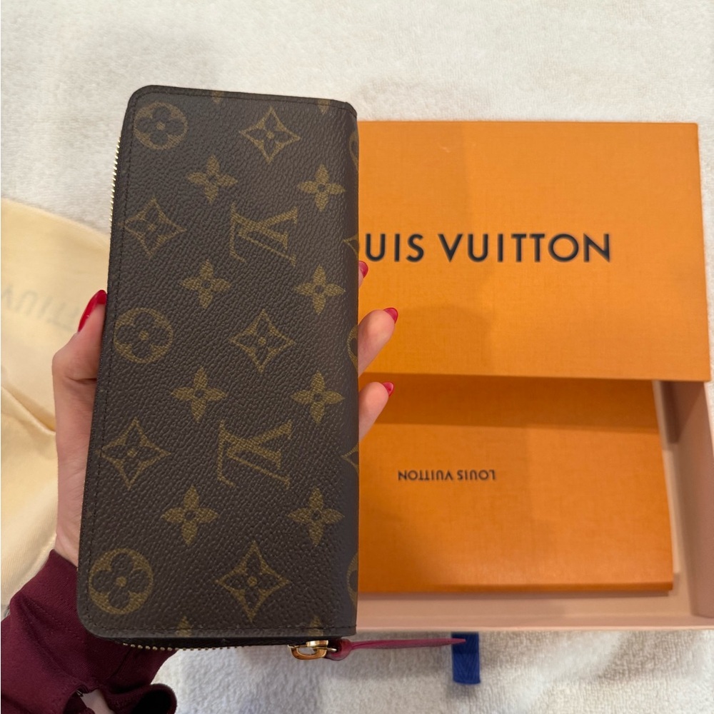 Authentic Brand New Louis Vuitton Clemence Wallet